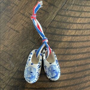 VTG Hand Painted Porcelain Miniature Dutch Clogs Holland Blue Delft Windmills